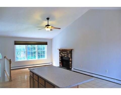 39 Locust Ave, Worcester, MA 01604 photo 7