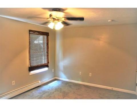 39 Locust Ave, Worcester, MA 01604 photo 10