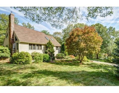 3 Stearns Rd, Upton, MA 01568 photo 1