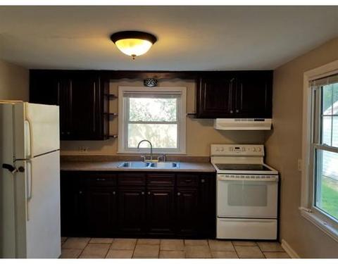 185 Draper St, Springfield, MA 01108 photo 4