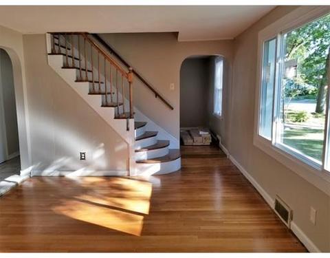 185 Draper St, Springfield, MA 01108 photo 3