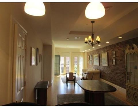 196 Main St #4, Gloucester, MA 01930 photo 2