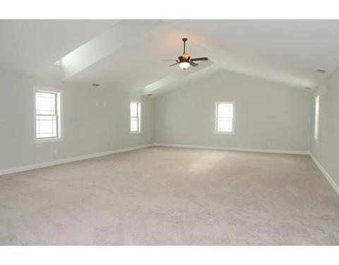 77 Alwin, Springfield, MA 01128 photo 20