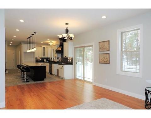 77 Alwin, Springfield, MA 01128 photo 8