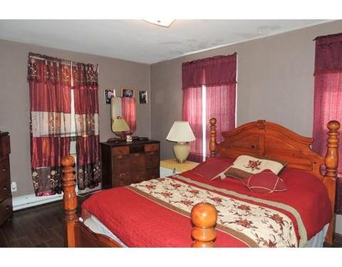 22 Queen St, Springfield, MA 01109 photo 15