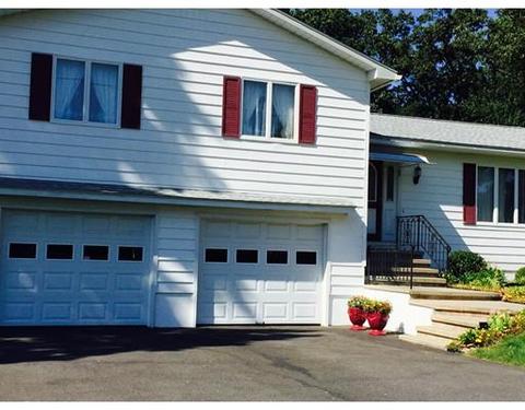 88 Meadow St, Springfield, MA 01151 photo 2