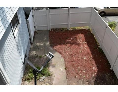 3 Hobson Ave, Worcester, MA 01603 photo 3