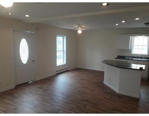 78 Congress St, Woonsocket, RI 02895 photo 12