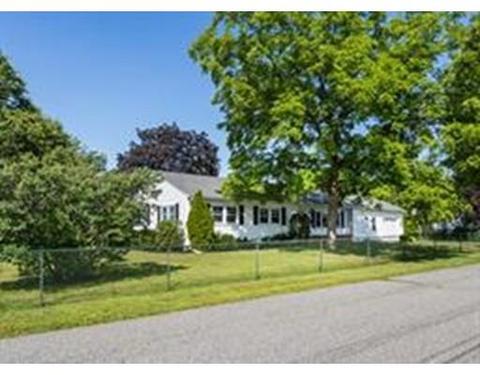135 Cedar St, Ludlow, MA 01056 photo 2