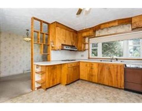 135 Cedar St, Ludlow, MA 01056 photo 17