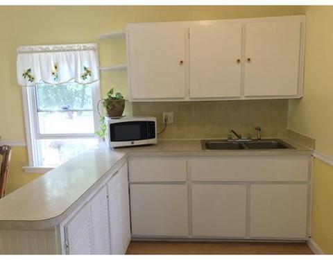 7 Eustis Ave, Lowell, MA 01850 photo 5