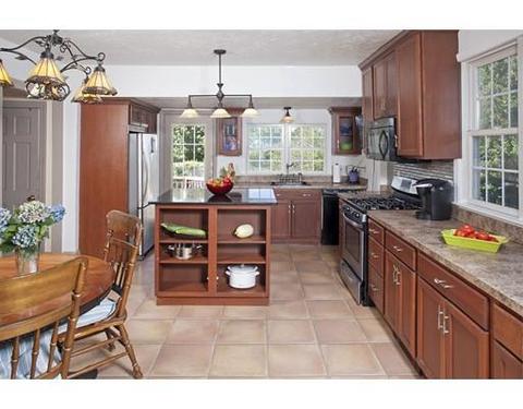 43 Manomet Ave, Hull, MA 02045 photo 3