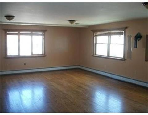 181 Beattie St, Fall River, MA 02723 photo 5
