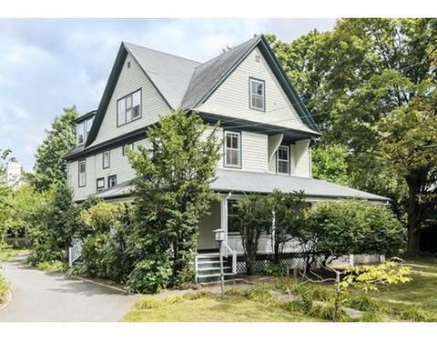 32 Dover Rd, Wellesley, MA 02482 photo 1