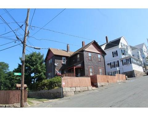 2 Summit St, Gloucester, MA 01930 photo 1