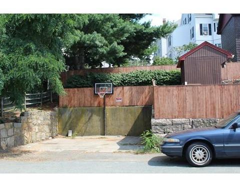 2 Summit St, Gloucester, MA 01930 photo 10
