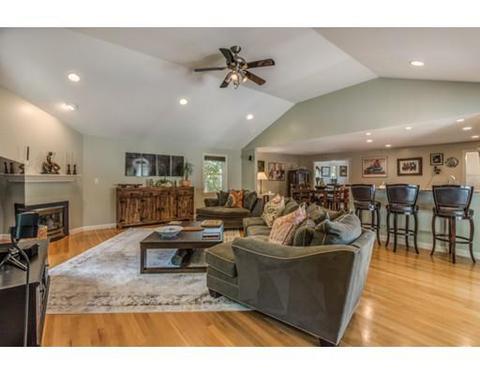 140 Spring St, Stoneham, MA 02180 photo 16