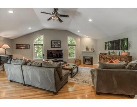 140 Spring St, Stoneham, MA 02180 photo 14