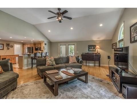 140 Spring St, Stoneham, MA 02180 photo 18
