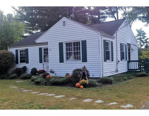 183 Westbrook Dr, Springfield, MA 01129 photo 2