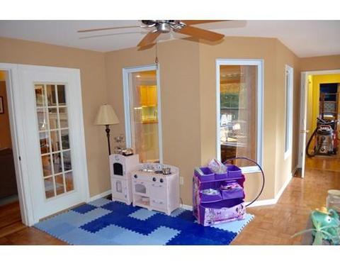 18 Pine Hill Rd, Easthampton, MA 01027 photo 15