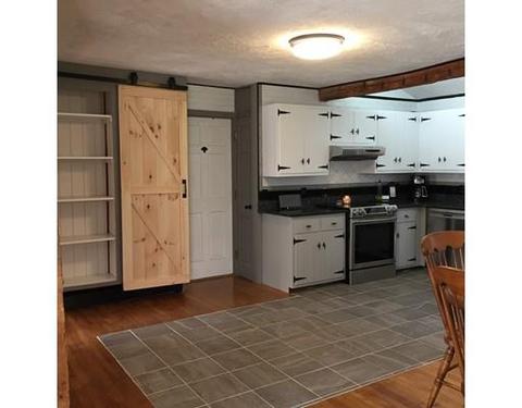 33 S Main St, Ashburnham, MA 01430 photo 1