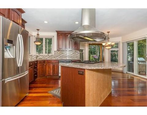 20 Highland St, Canton, MA 02021 photo 10