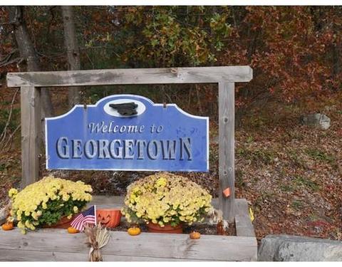 36 Elm St, Georgetown, MA 01833 photo 7