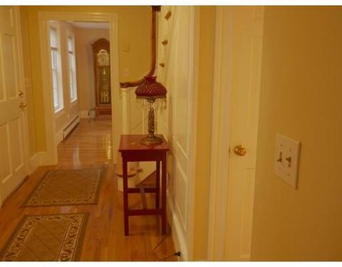 36 Elm St, Georgetown, MA 01833 photo 2