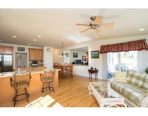 17 Howarth Dr, Upton, MA 01568 photo 12