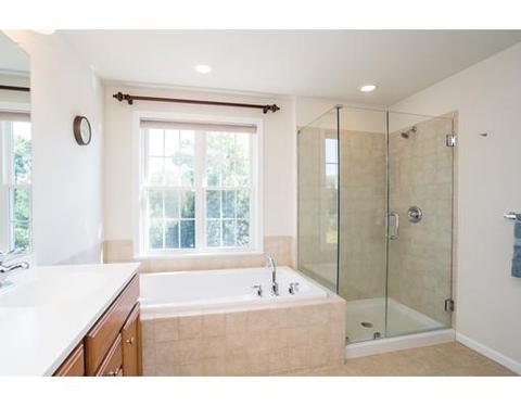 17 Howarth Dr, Upton, MA 01568 photo 20