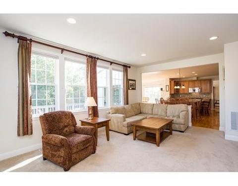 17 Howarth Dr, Upton, MA 01568 photo 14