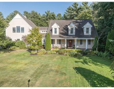 79 Tearall Rd, Raynham, MA 02767 photo 1