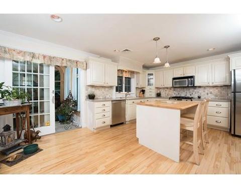 79 Tearall Rd, Raynham, MA 02767 photo 5