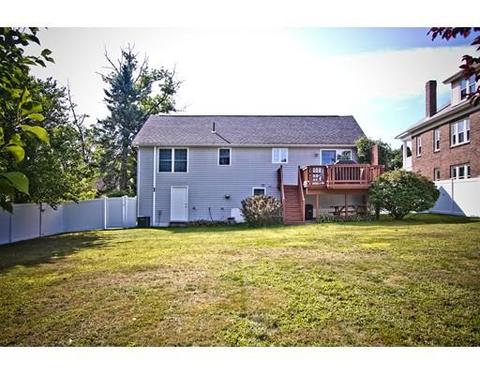35 Bristol St, Worcester, MA 01606 photo 5