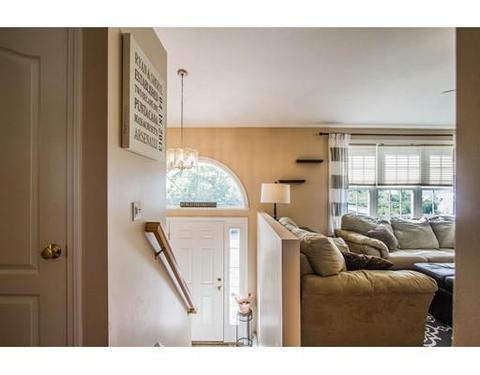 35 Bristol St, Worcester, MA 01606 photo 9