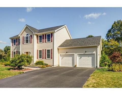 516 Roosevelt Dr, Northbridge, MA 01534 photo 1