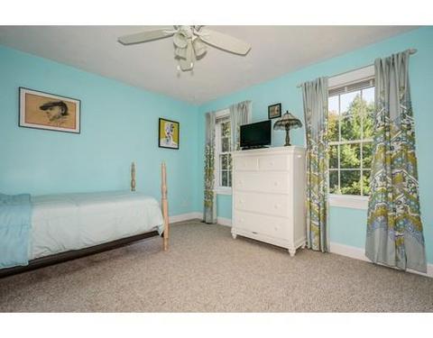 516 Roosevelt Dr, Northbridge, MA 01534 photo 16