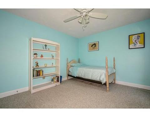 516 Roosevelt Dr, Northbridge, MA 01534 photo 17