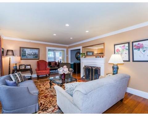 36 Pine Crest Rd, Newton, MA 02459 photo 3