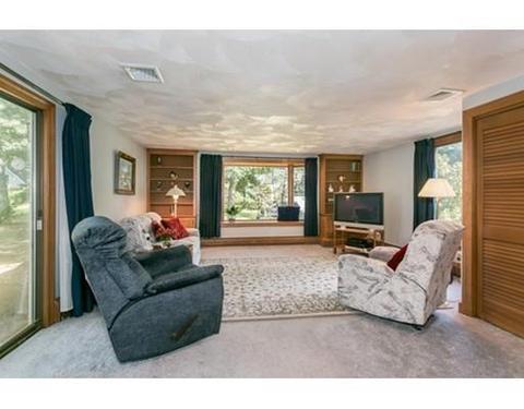 59 Powers St, Needham, MA 02492 photo 9