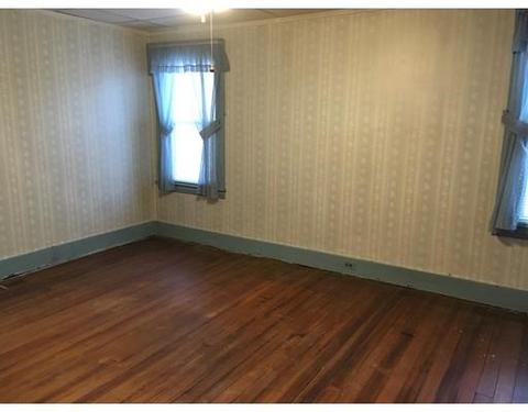 128 Phoenix Ter, Springfield, MA 01104 photo 10