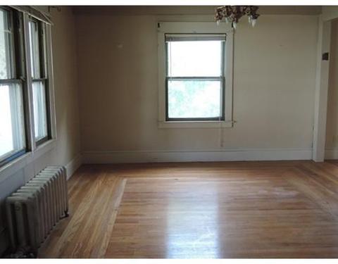 58 Lorimer St, Springfield, MA 01151 photo 9