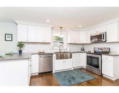 39 Great Rd, Maynard, MA 01754 photo 4