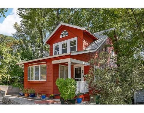 21 E Riverside Dr, Dedham, MA 02026 photo 2