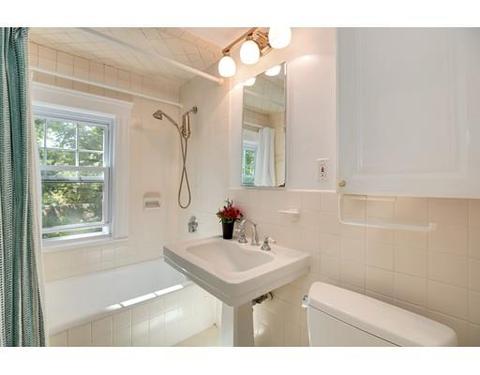 21 E Riverside Dr, Dedham, MA 02026 photo 17