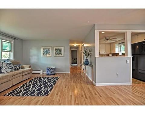 6 Brigham St, Maynard, MA 01754 photo 4