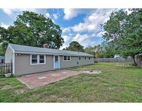 6 Brigham St, Maynard, MA 01754 photo 2