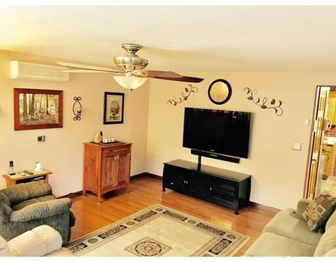 55 Crestview Dr, Florence, MA 01062 photo 4