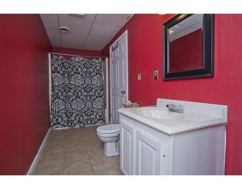 143 Barre St, Springfield, MA 01119 photo 15